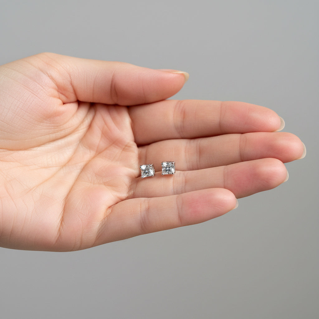 C&G Unisex Light Point Earrings