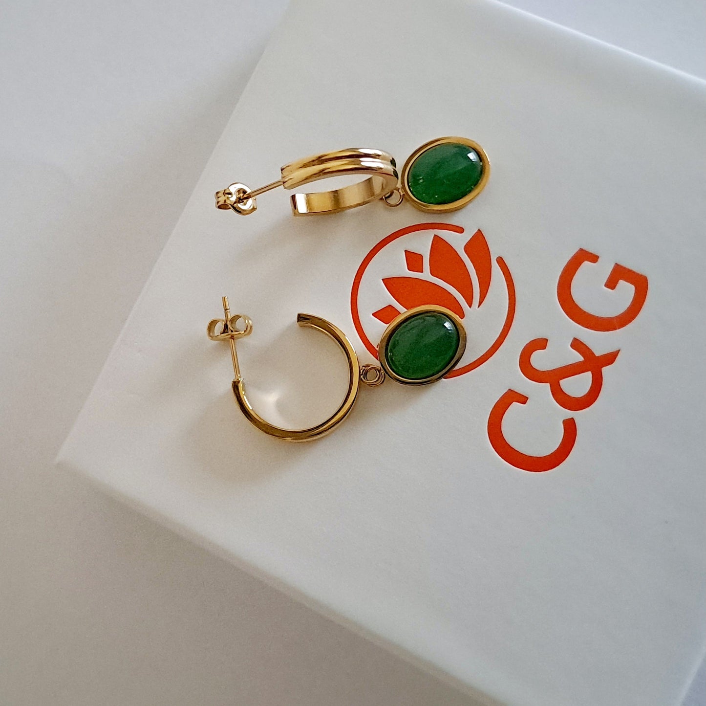 Agate earrings with pendant