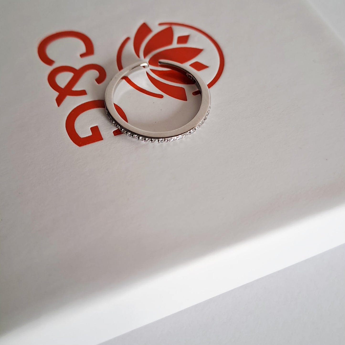 Anello fine Raffinée