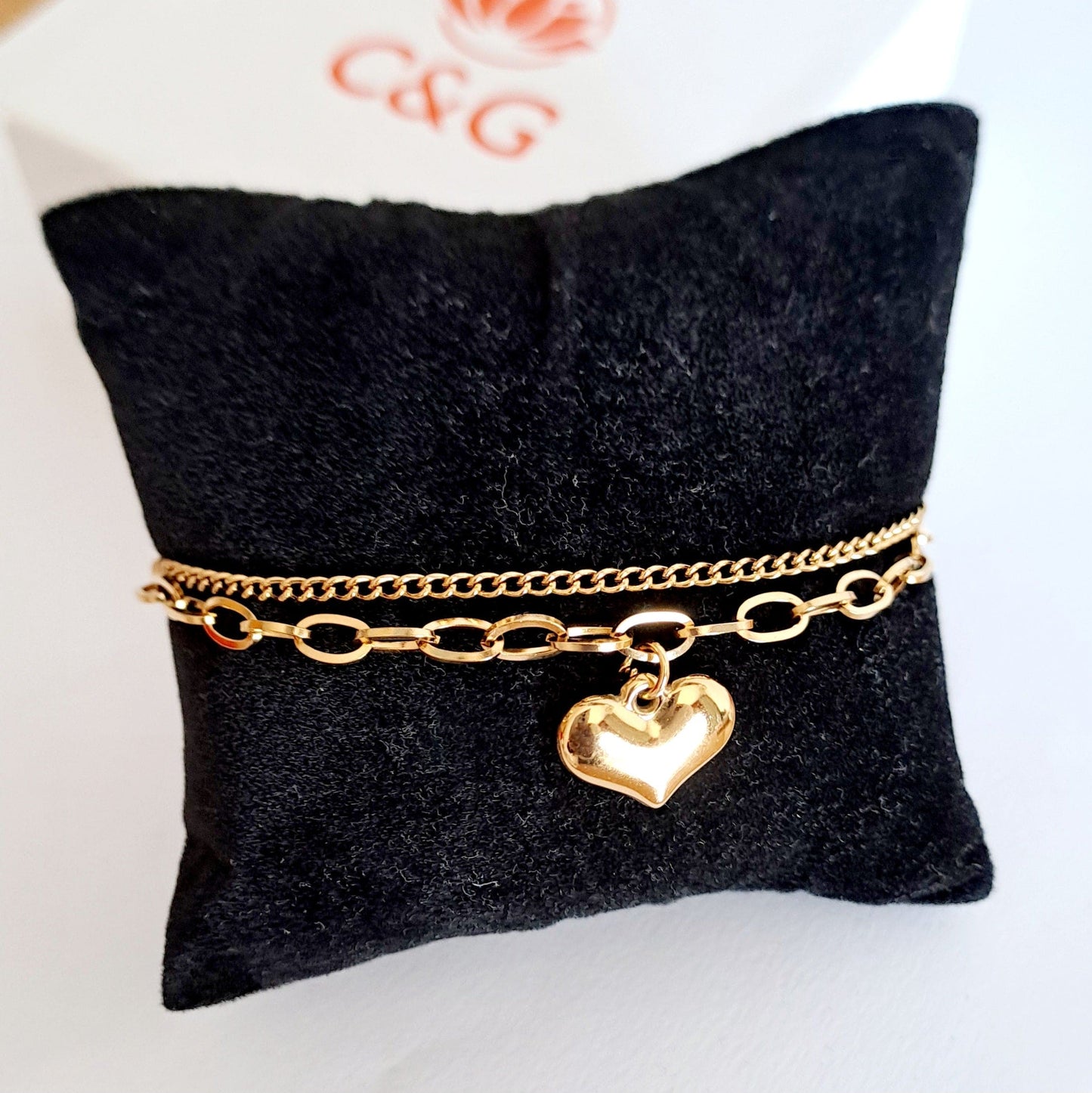 Bracciale con pendente a forma di cuore