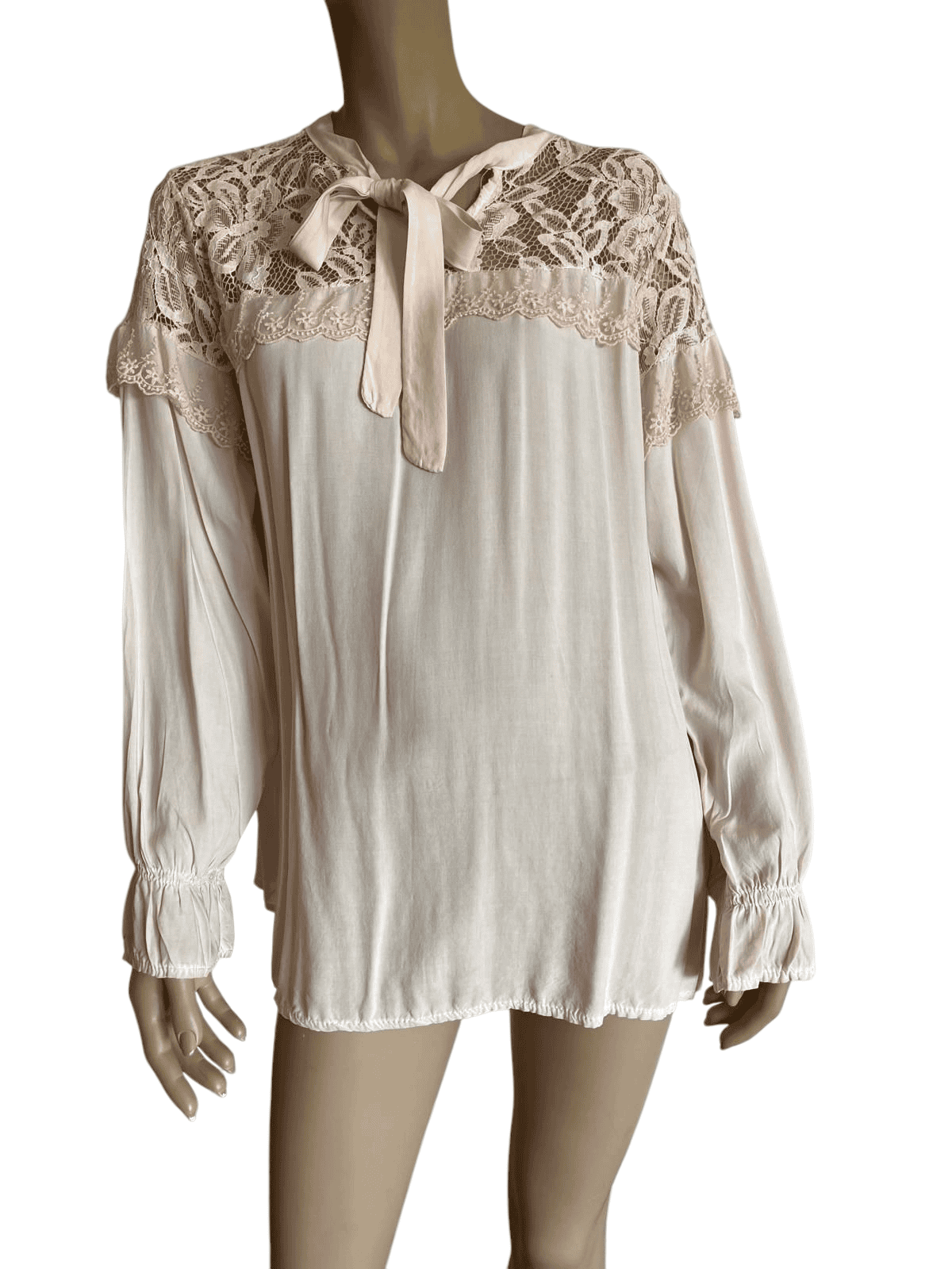 Blusa in pizzo