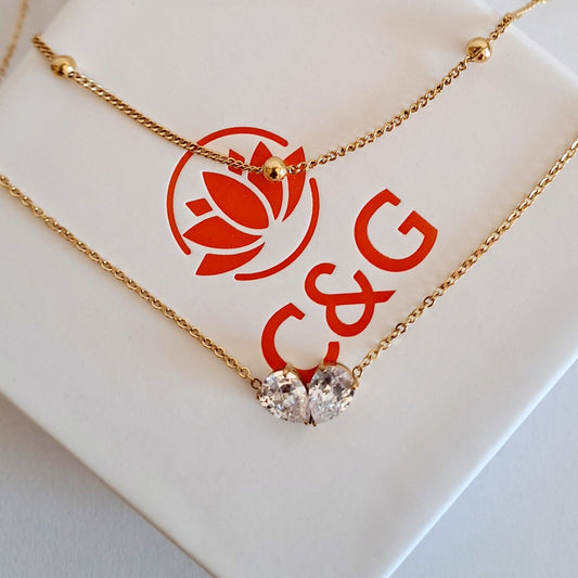 Collana con zirconi bianchi a forma di cuore