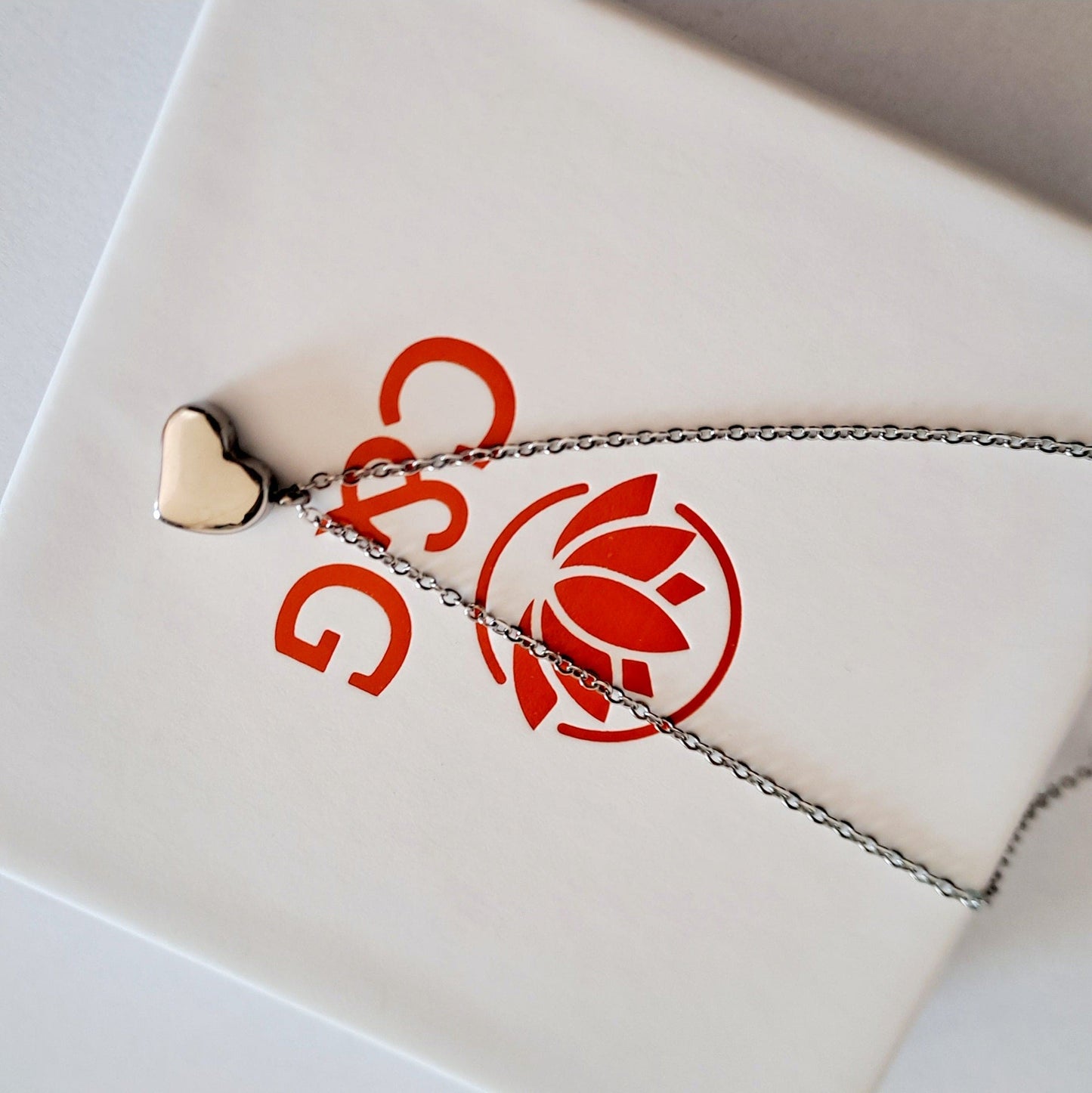 Collana GG con ciondolo a cuore
