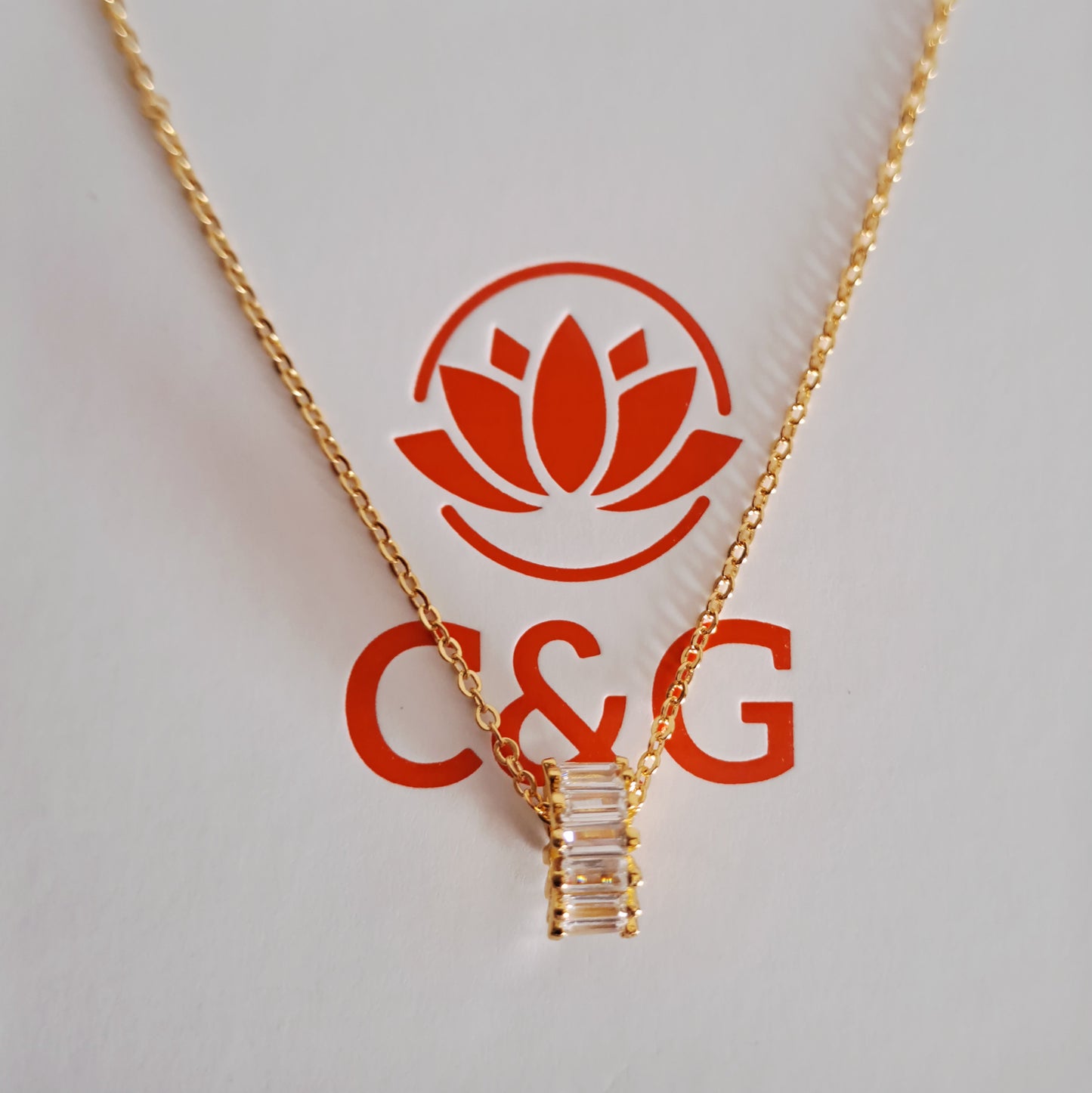 Collana Corona con ciondolo in argento sterling
