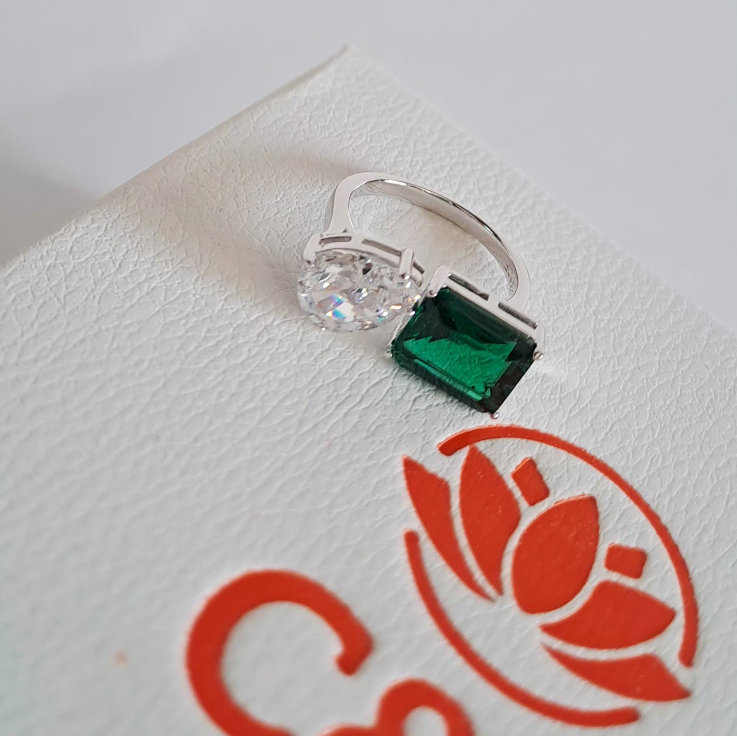 Anello regolabile Eternity argento 925 verde bianco