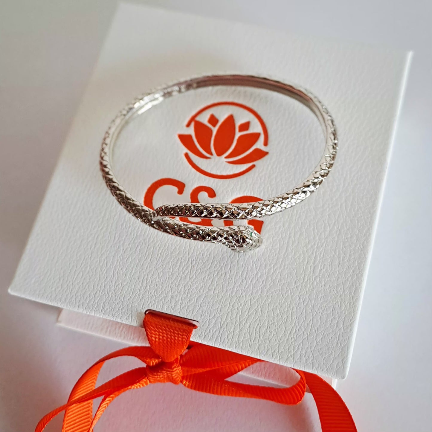 Braccialetto rigido a Serpente