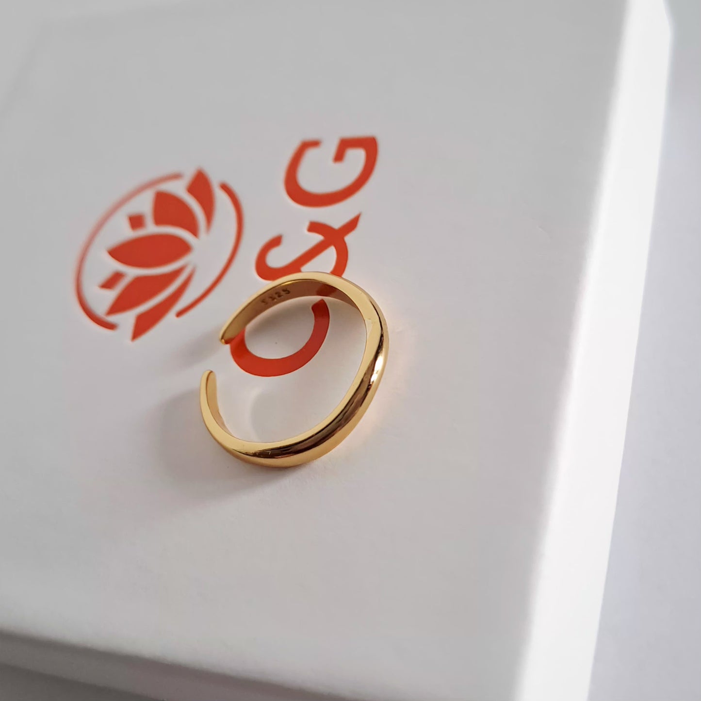 Bague Mars fine et ajustable