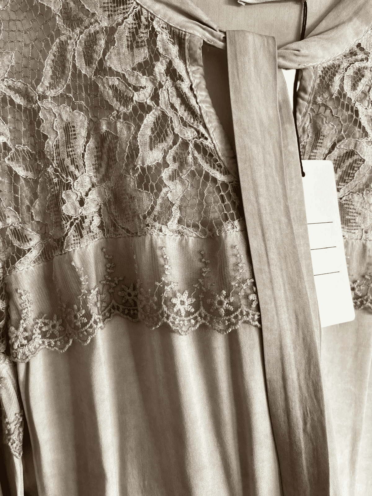 Blusa in pizzo