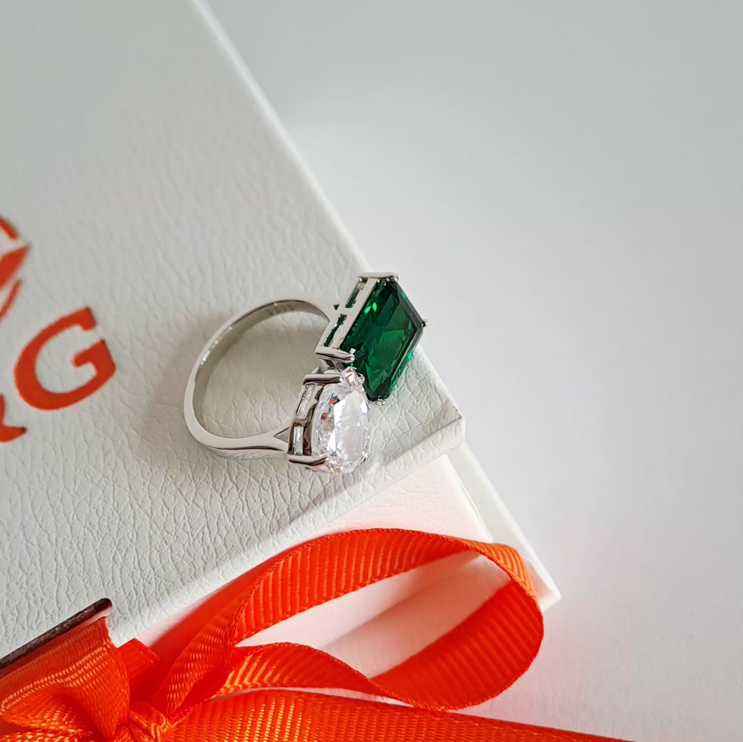 Anello regolabile Eternity argento 925 verde bianco