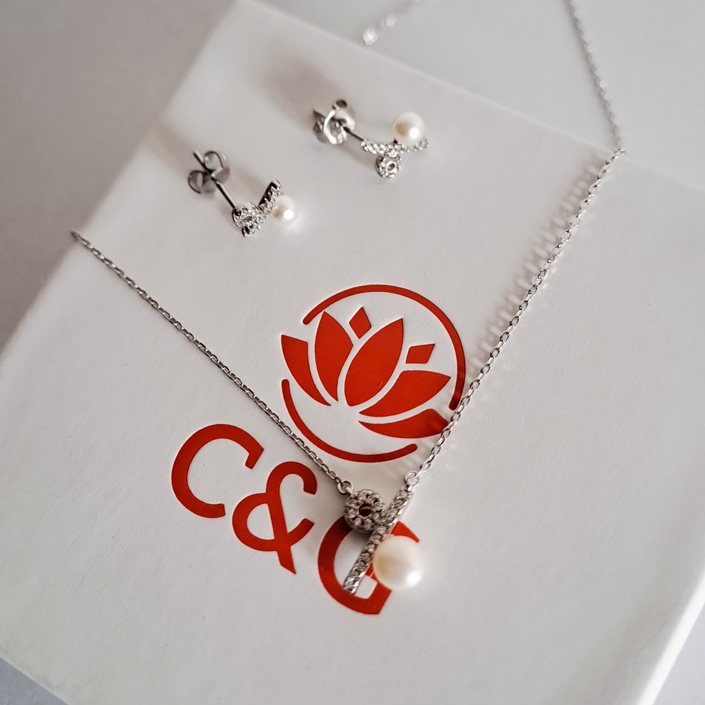 Set orecchini e collana Felicity